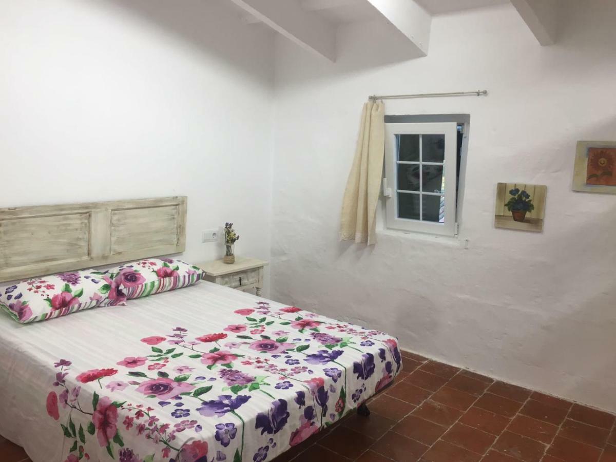 Refugi Biniati Vell Hostel Sant Lluis Luaran gambar