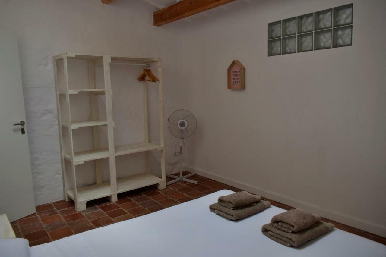Refugi Biniati Vell Hostel Sant Lluis Luaran gambar